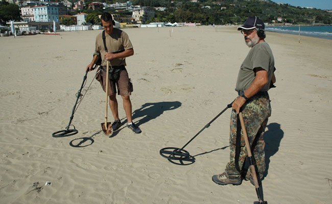 archäologie mit metalldetektor